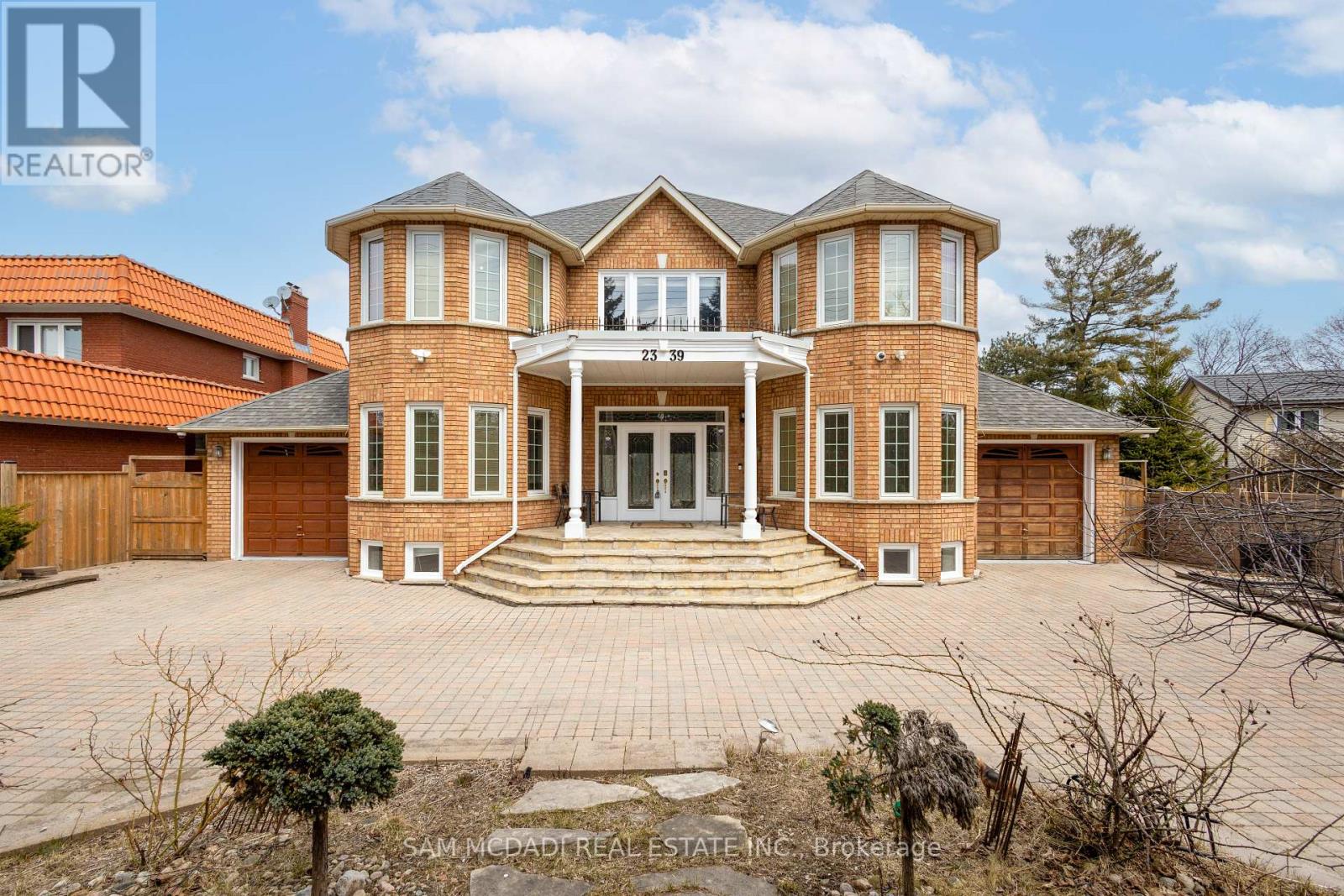 Property at 2339 GLENGARRY ROAD image 2