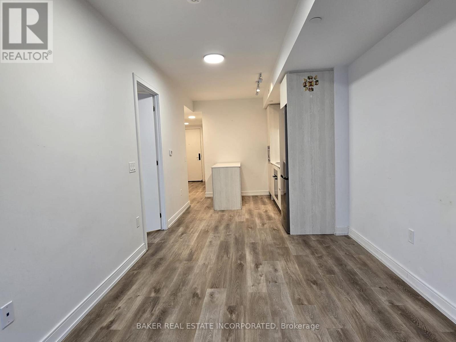 1317 - 1 Jarvis Street, Hamilton, Ontario  L8R 3J2 - Photo 4 - X12076391