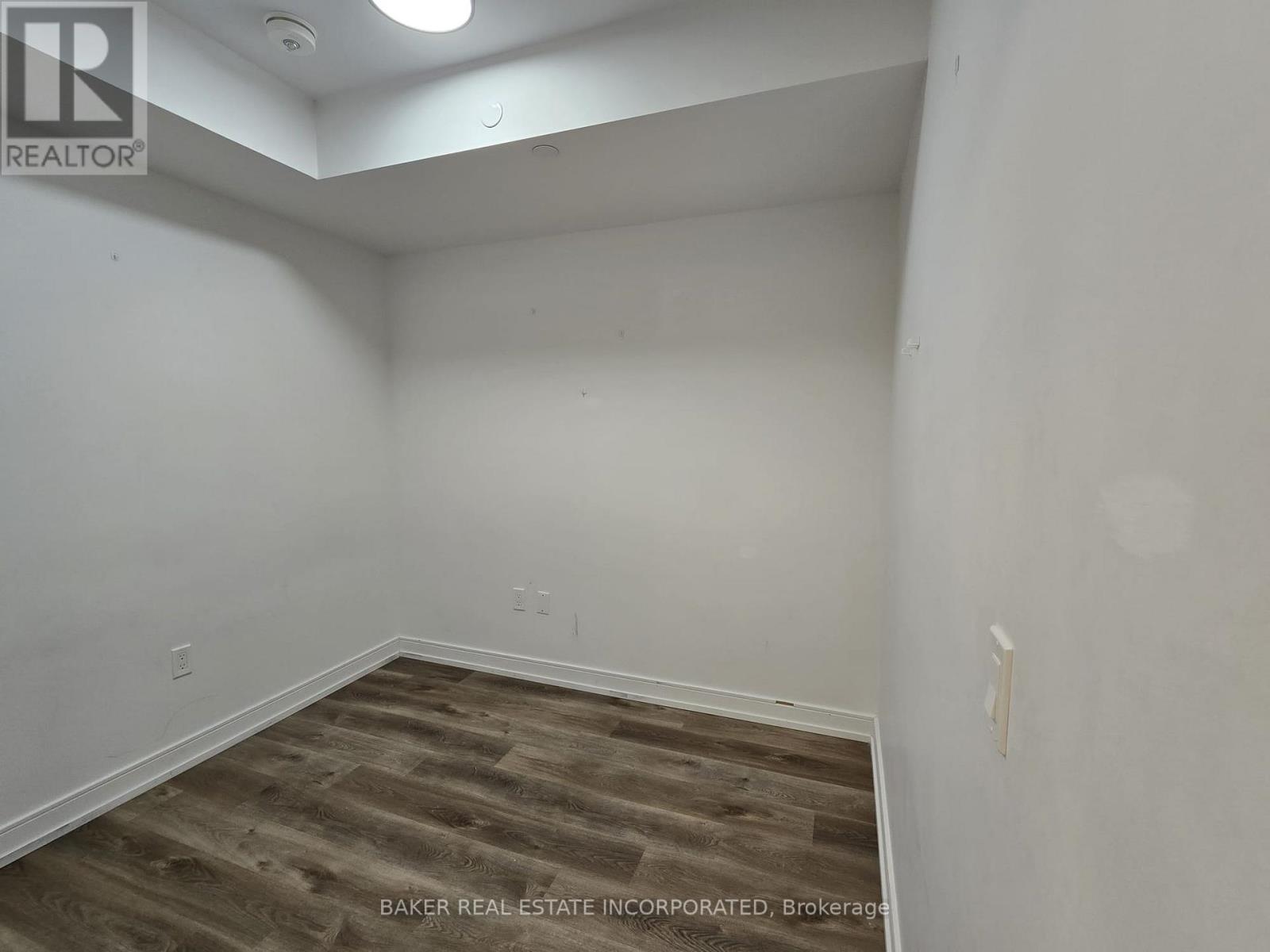 1317 - 1 Jarvis Street, Hamilton, Ontario  L8R 3J2 - Photo 8 - X12076391