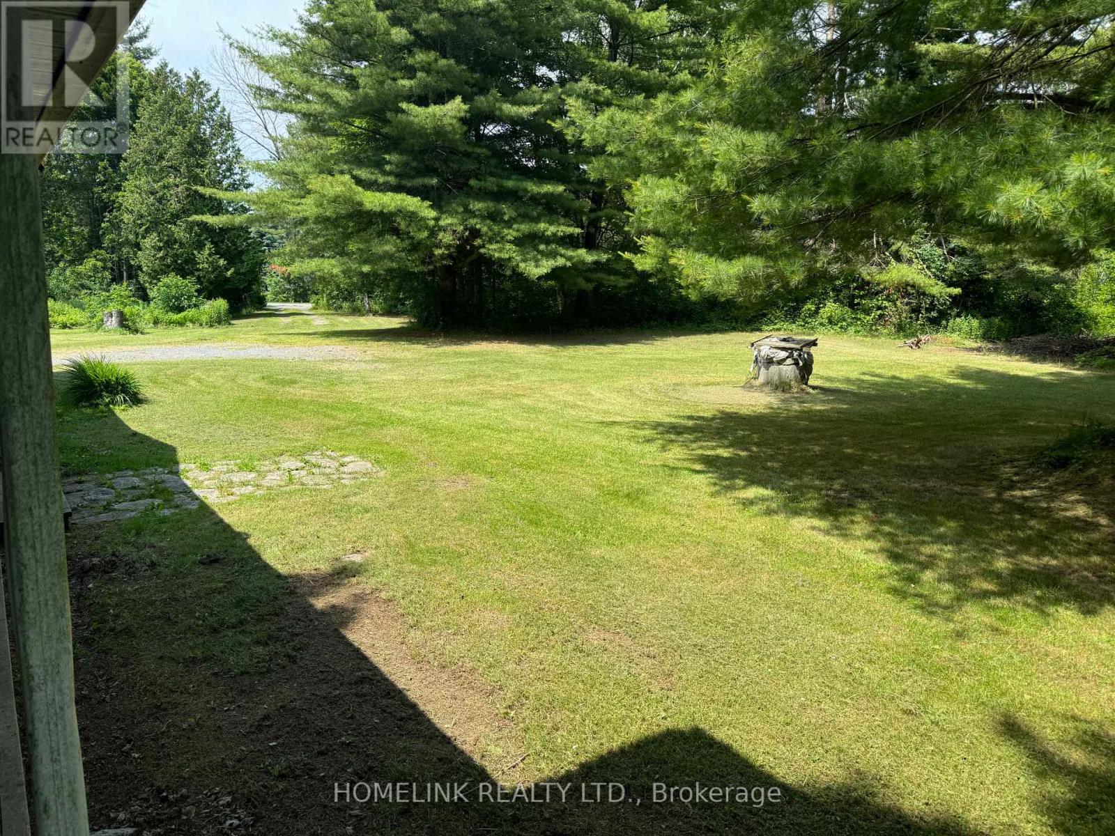 Property at 371 BARCOVAN BEACH ROAD image 4