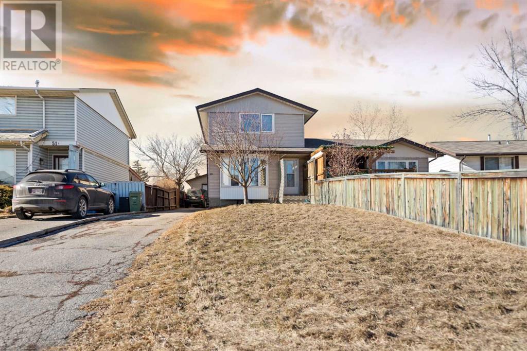 Property at 49A Fonda Green SE image 2