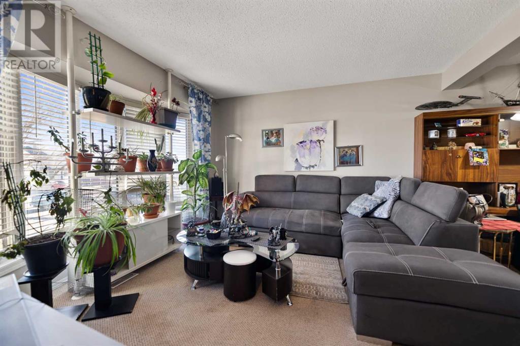 Property at 49A Fonda Green SE image 5