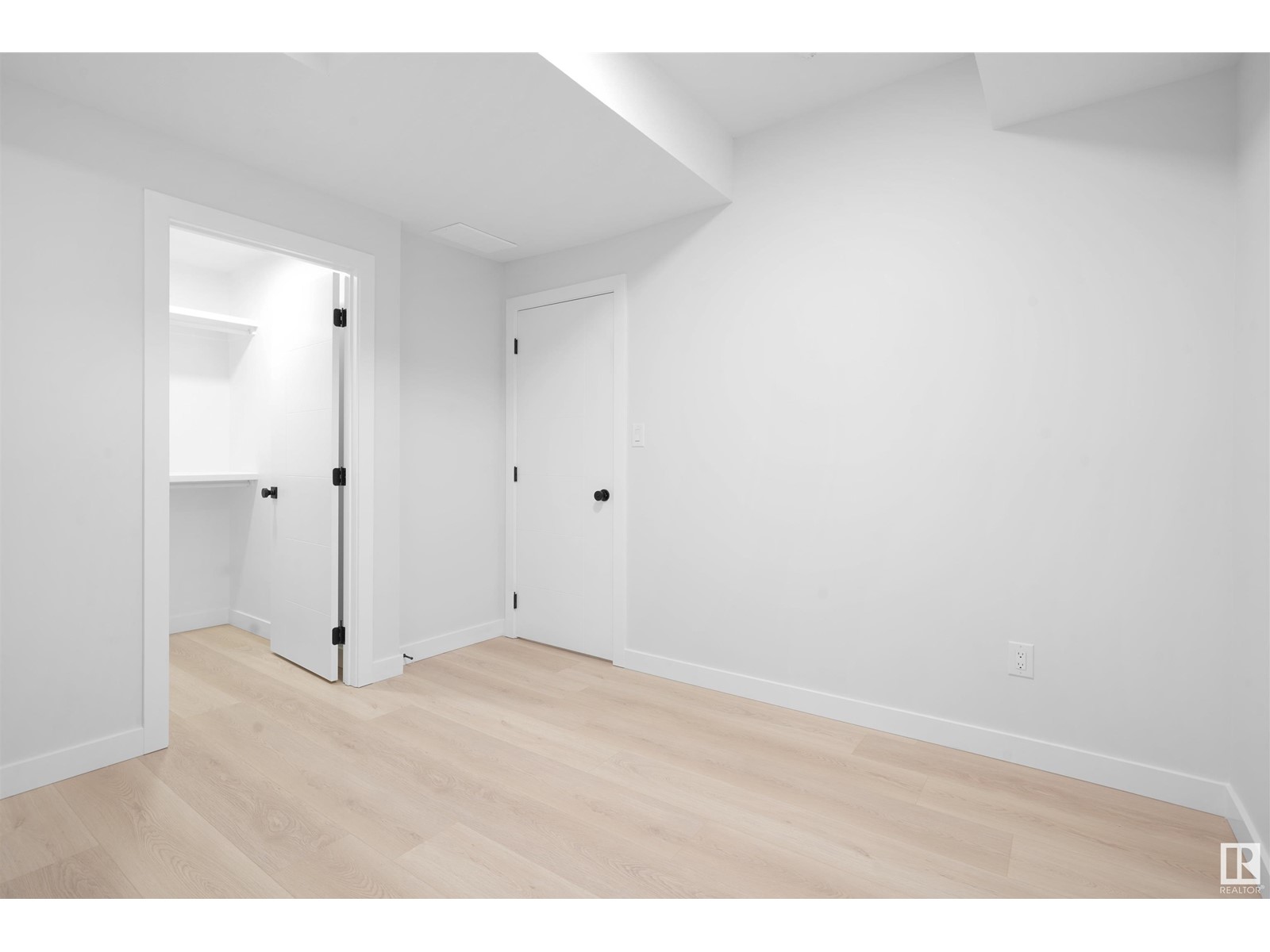 15503 99 Ave Nw, Edmonton, Alberta  T5P 2K9 - Photo 28 - E4430247