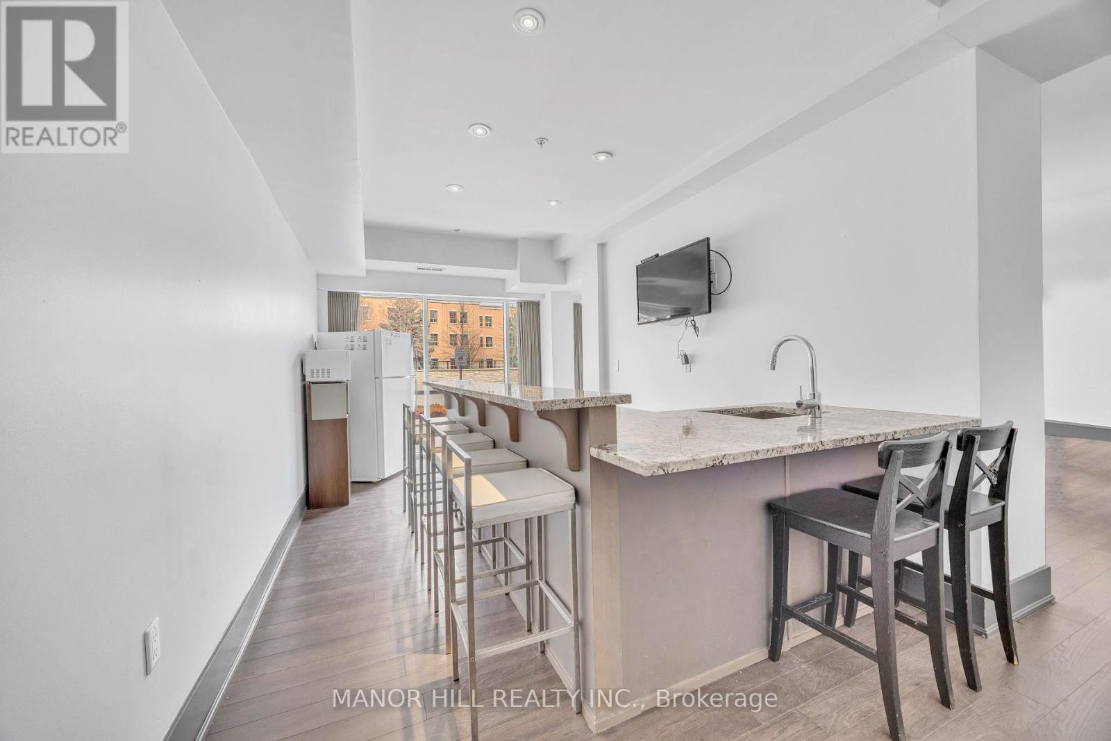330 - 570 Lolita Gardens N, Mississauga, Ontario  L5A 0A1 - Photo 25 - W12076424