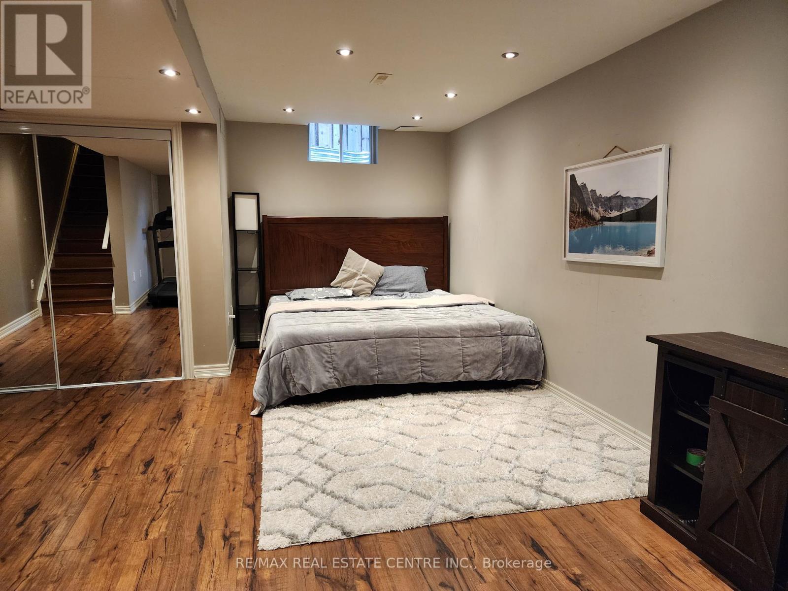 153 Halifax Street, Hamilton, Ontario  L8E 0C8 - Photo 10 - X12064513