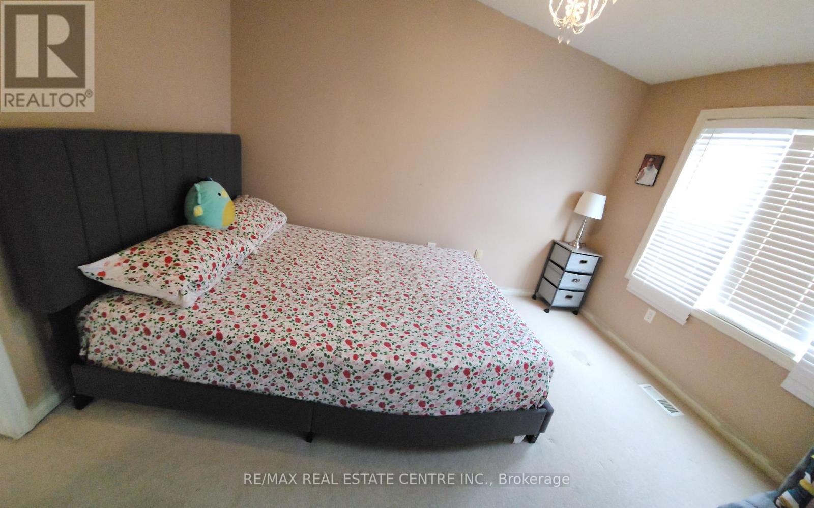 153 Halifax Street, Hamilton, Ontario  L8E 0C8 - Photo 15 - X12064513