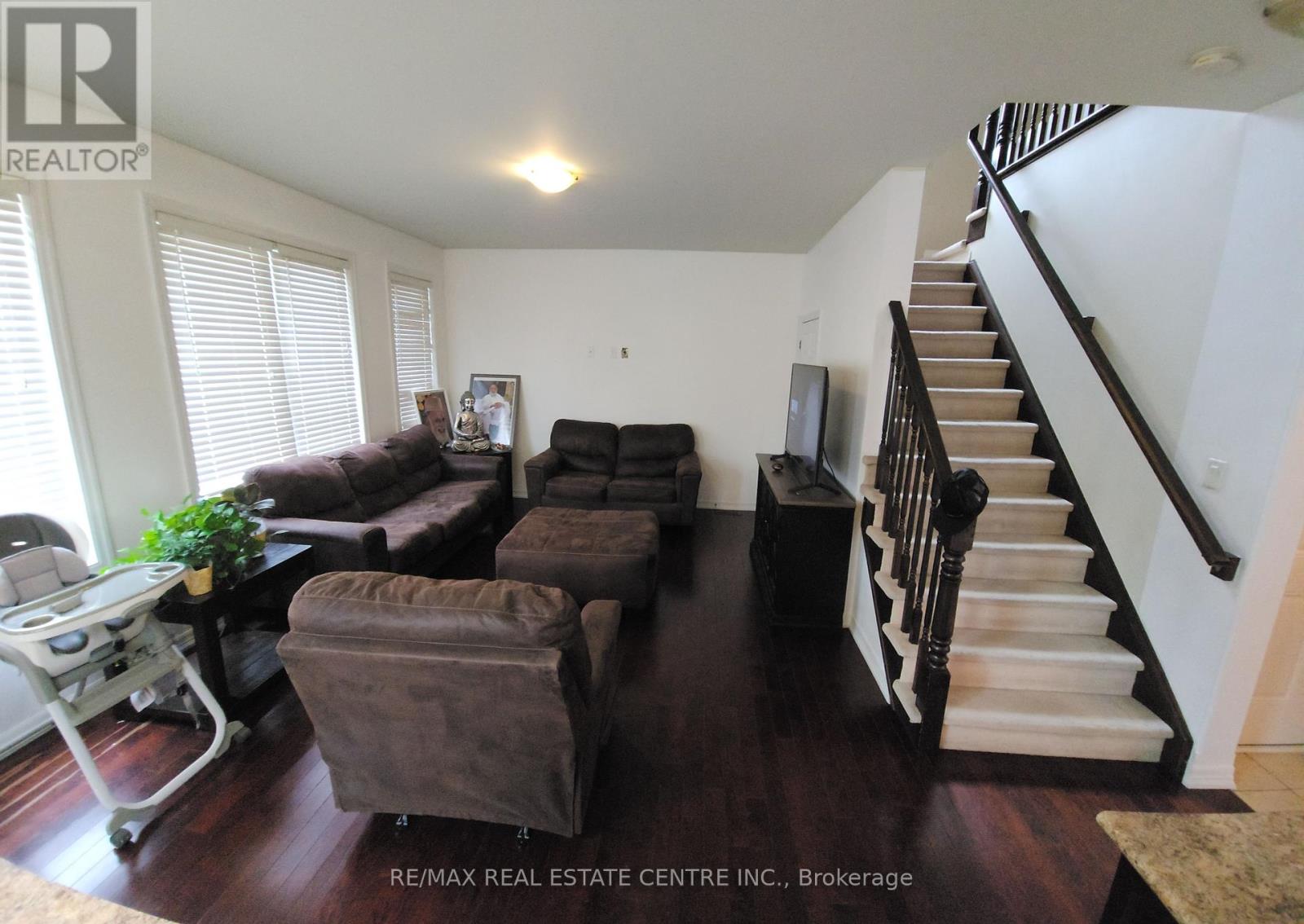 153 Halifax Street, Hamilton, Ontario  L8E 0C8 - Photo 34 - X12064513