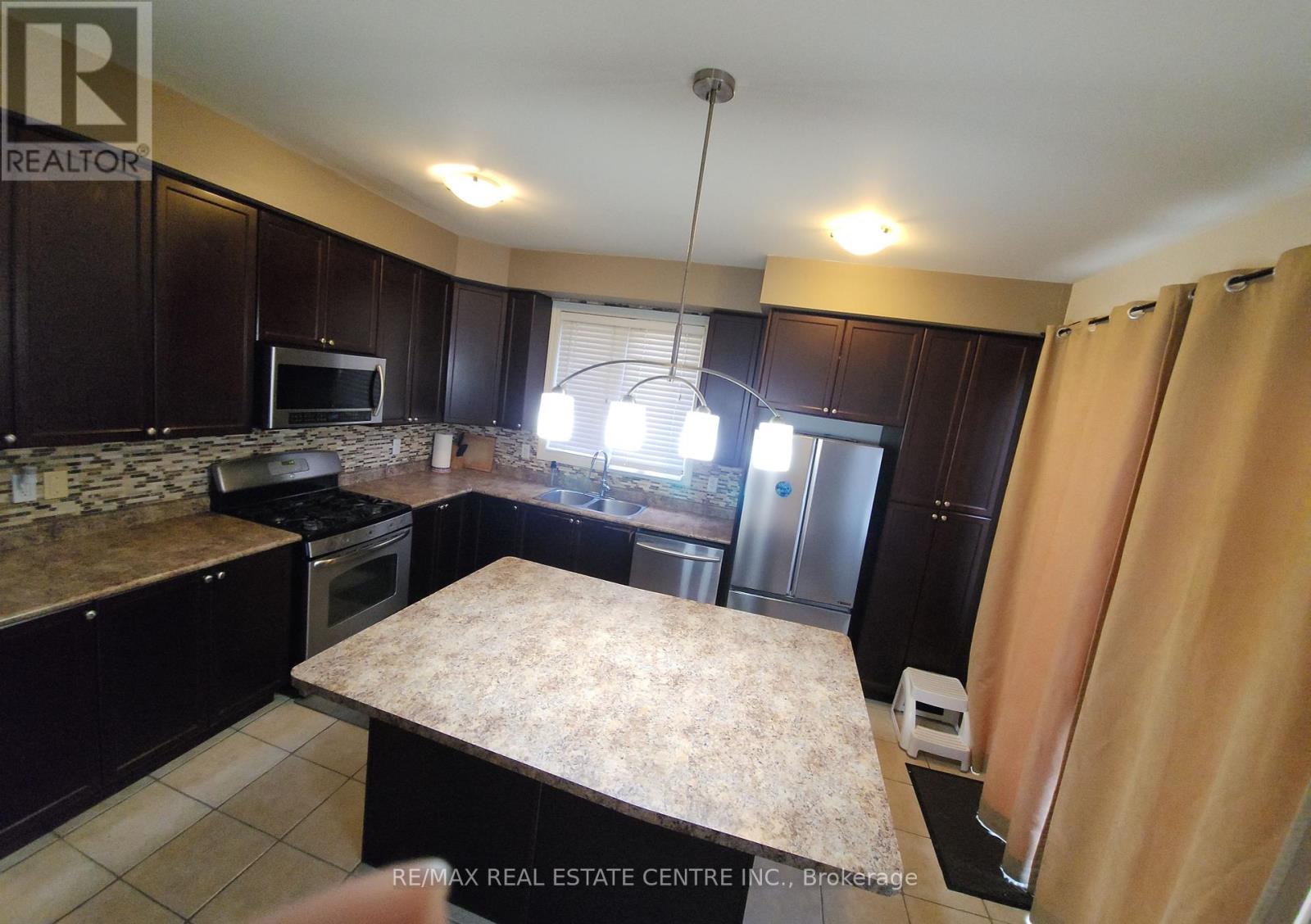153 Halifax Street, Hamilton, Ontario  L8E 0C8 - Photo 38 - X12064513