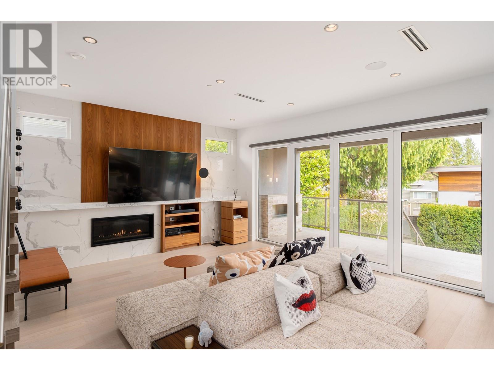 6978 Laurel Street, Vancouver, British Columbia  V6P 3T7 - Photo 7 - R2989155