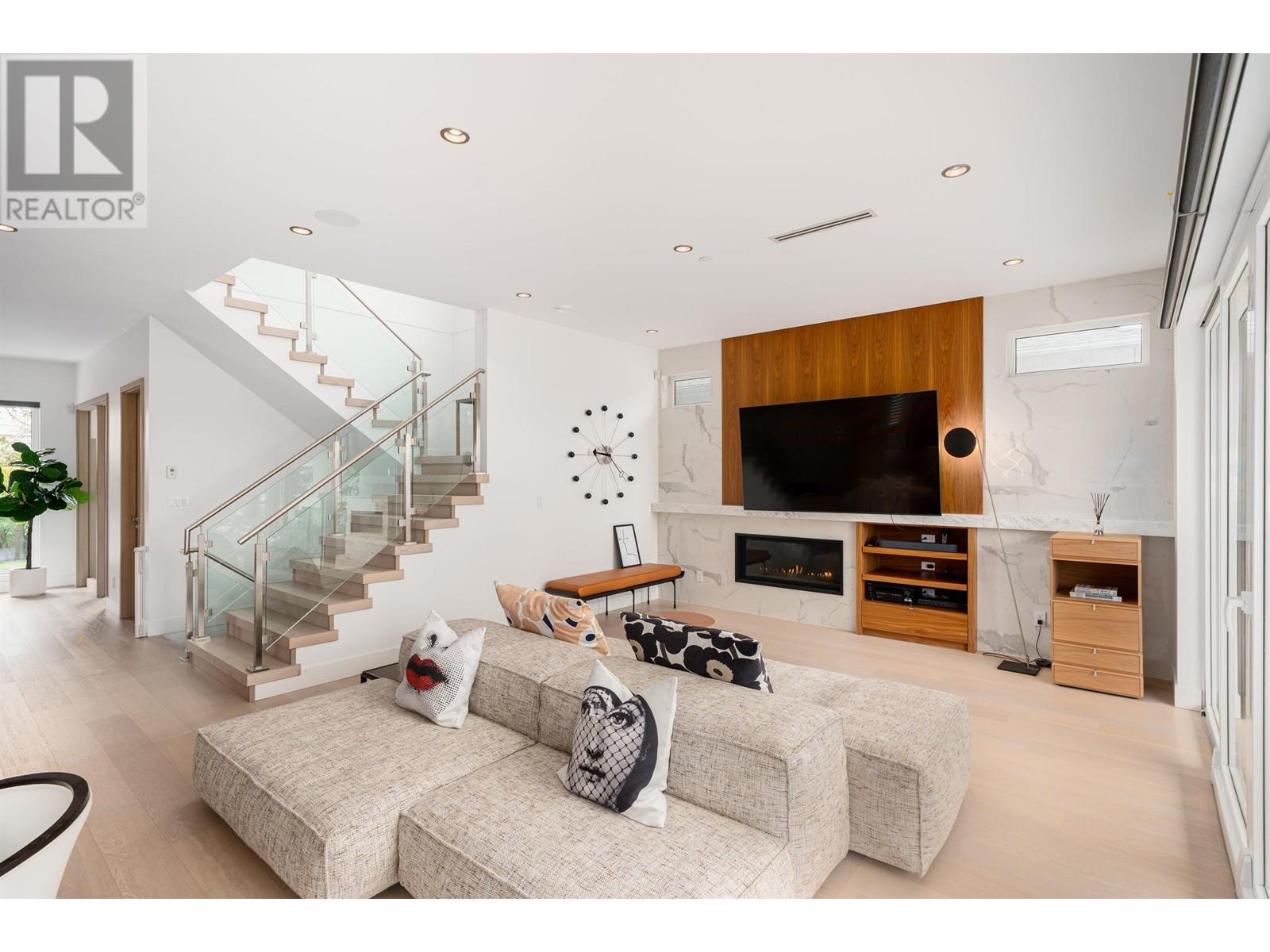6978 Laurel Street, Vancouver, British Columbia  V6P 3T7 - Photo 8 - R2989155