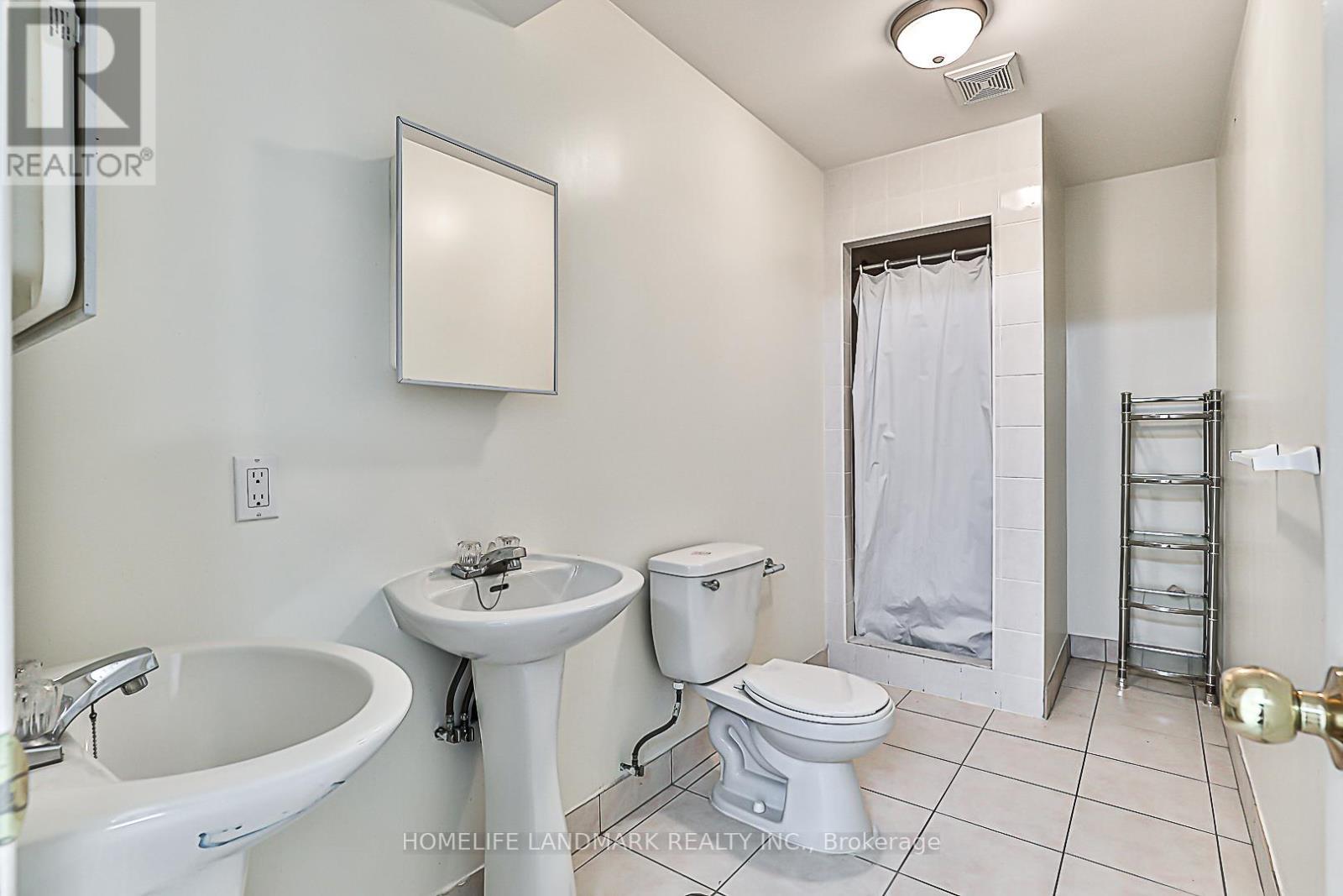 40 Kingmount Crescent, Richmond Hill, Ontario  L4B 3W6 - Photo 37 - N12076437