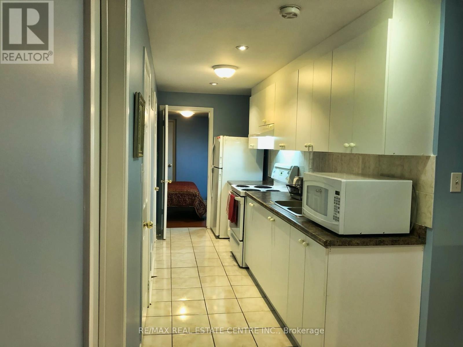 Bsmt - 62 Ashdale Road, Brampton, Ontario  L6Y 5M9 - Photo 10 - W12076442