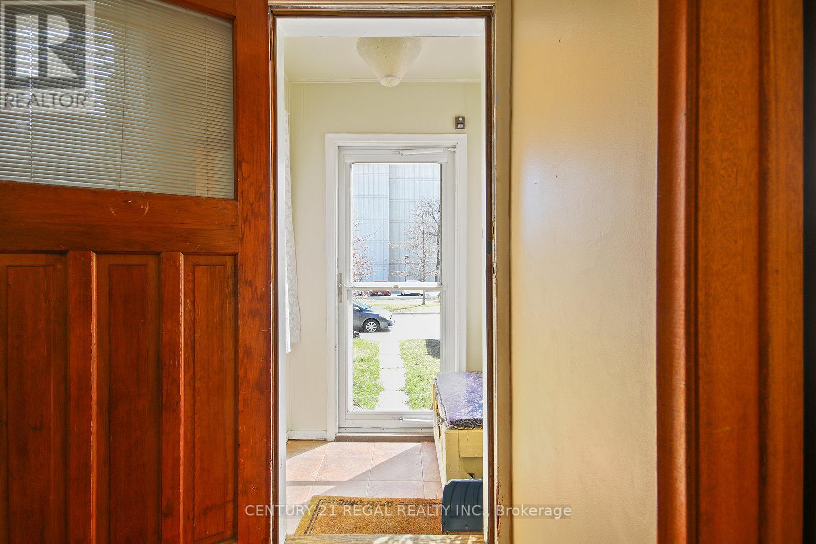 Property at 102 NEWCASTLE STREET image 3
