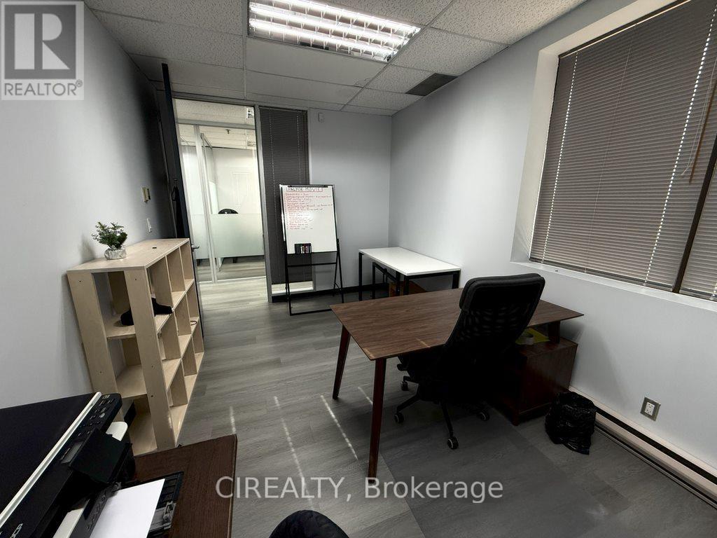 Office C - 230 Watline Avenue, Mississauga, Ontario  L4Z 1P4 - Photo 3 - W12076473