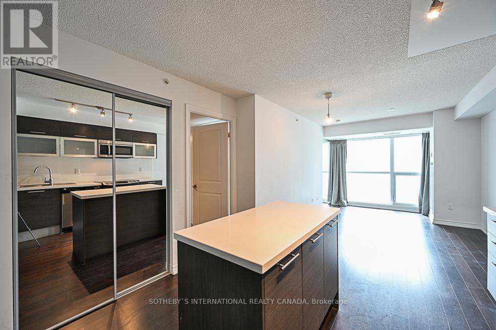 1021 - 386 Yonge Street, Toronto, Ontario  M5B 0A5 - Photo 16 - C12069689