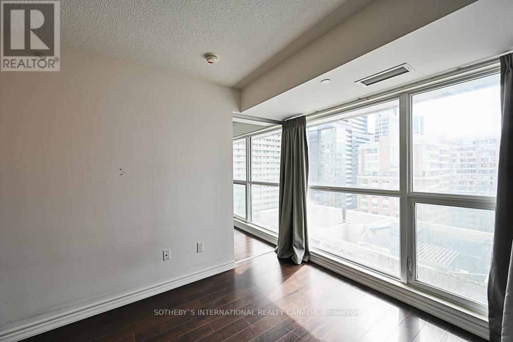 1021 - 386 Yonge Street, Toronto, Ontario  M5B 0A5 - Photo 26 - C12069689