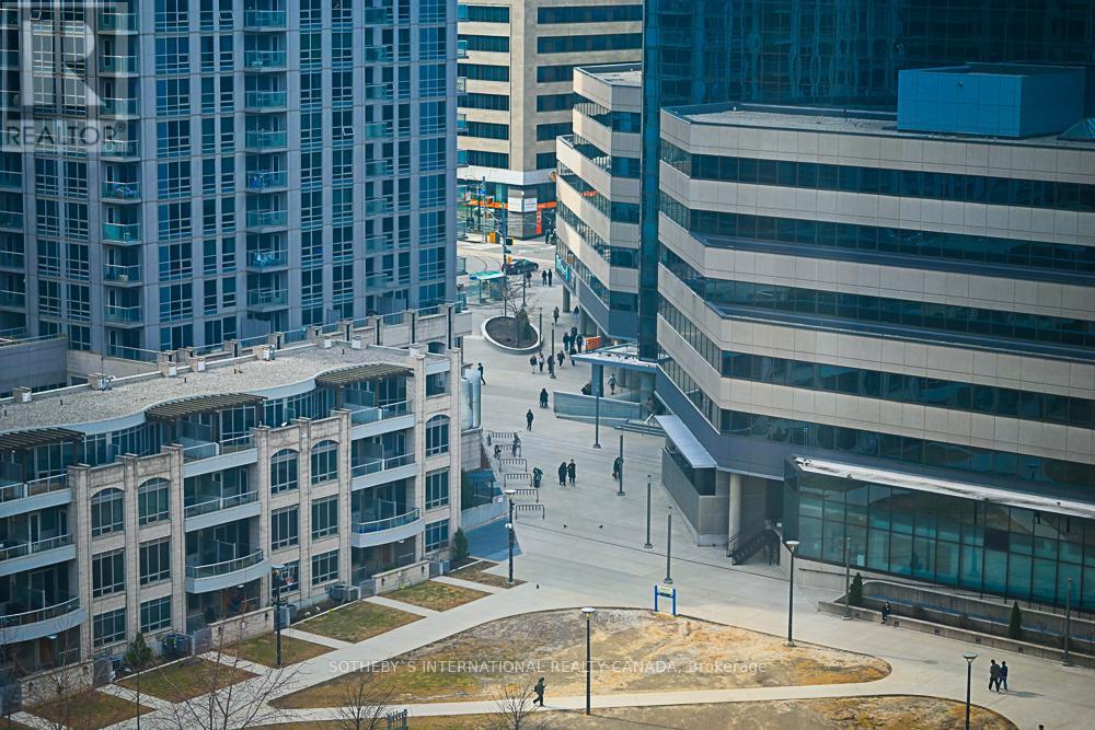 1021 - 386 Yonge Street, Toronto, Ontario  M5B 0A5 - Photo 47 - C12069689