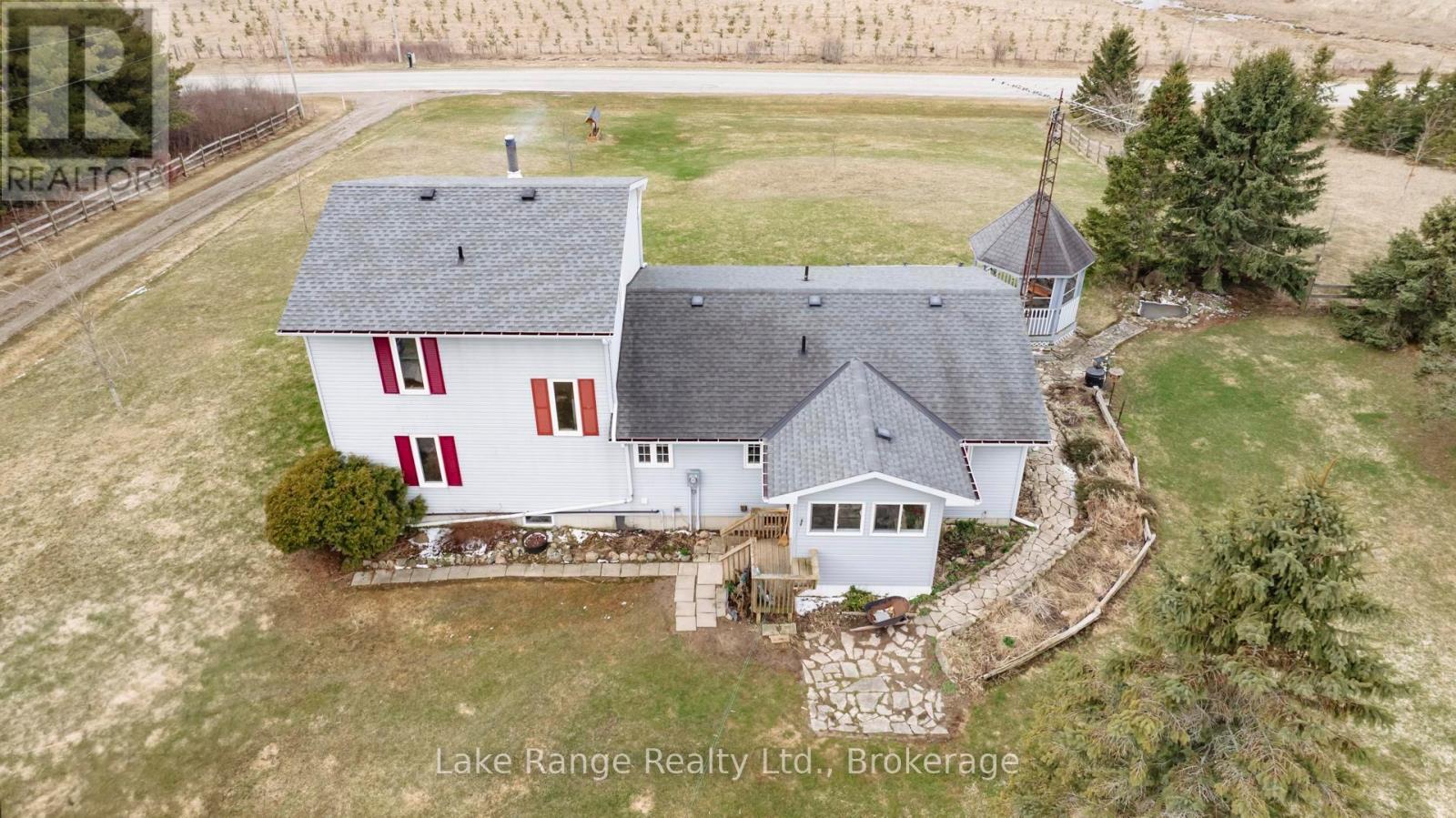 182 Concession 6, Kincardine, Ontario  N0G 2N0 - Photo 2 - X12076482