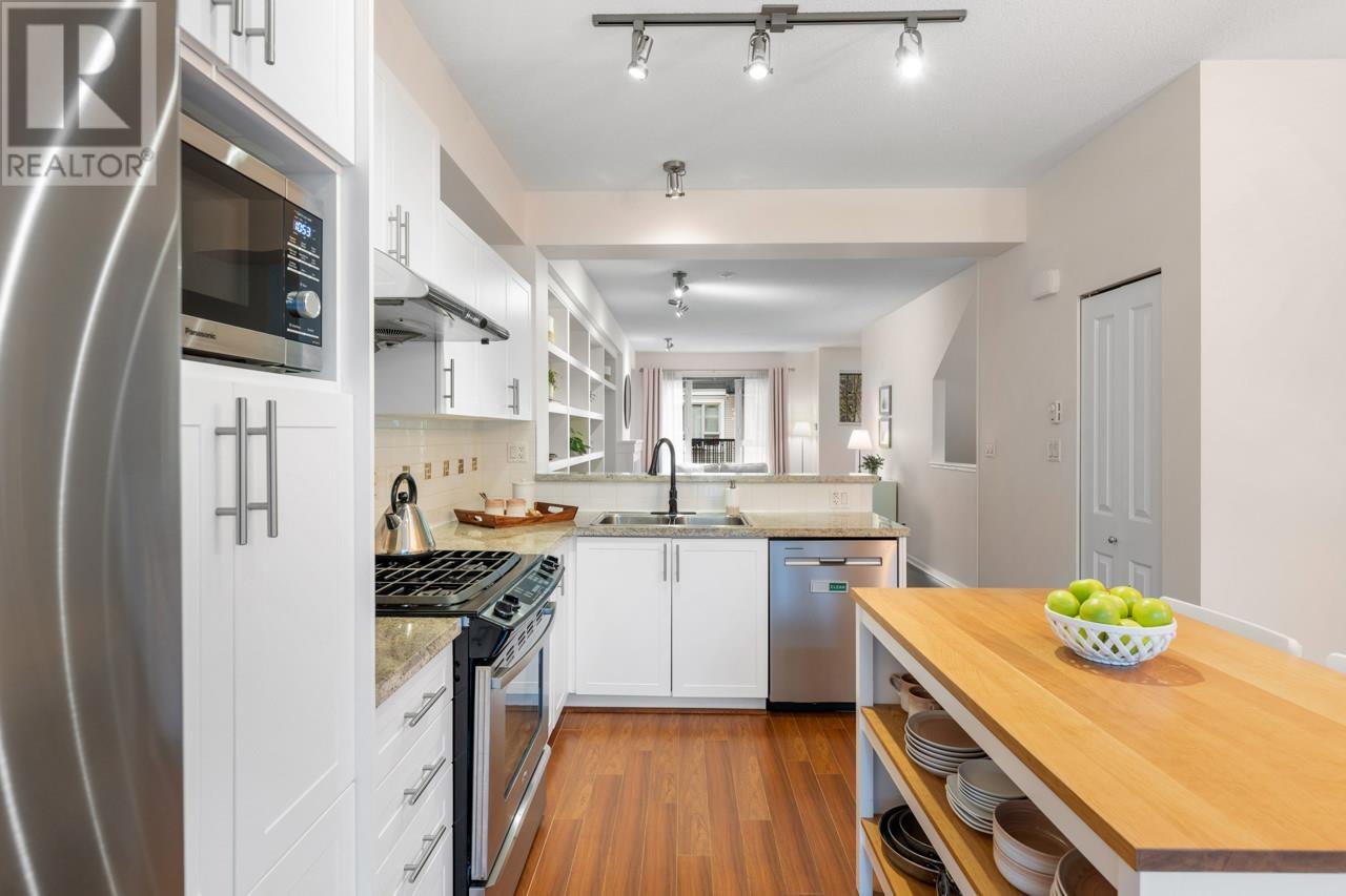 176 3105 Dayanee Springs Boulevard, Coquitlam, British Columbia  V3E 0C2 - Photo 6 - R2988585