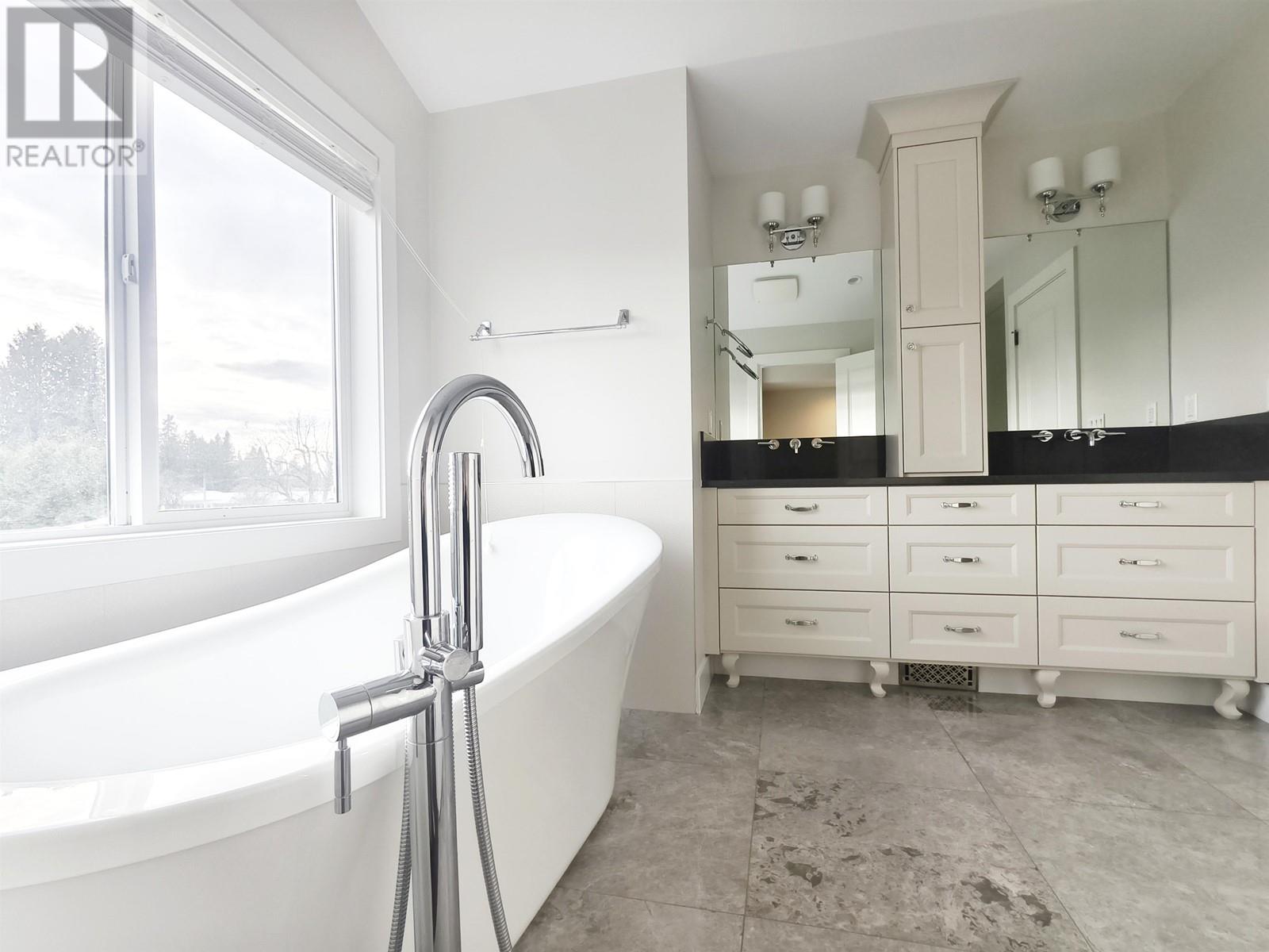 6529 Malvern Avenue, Burnaby, British Columbia  V5E 3G3 - Photo 12 - R2987811