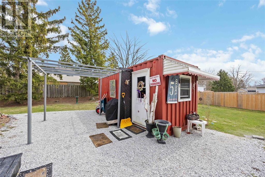 1220 Pulteney Street, Moore Township, Ontario  N0N 1M0 - Photo 24 - 25008167