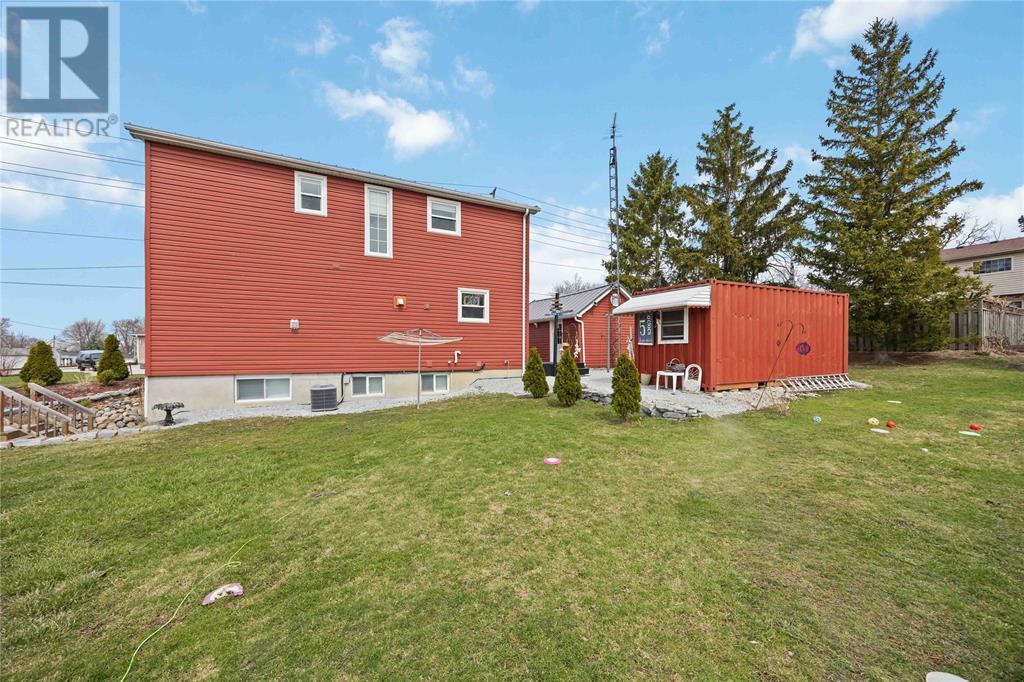 1220 Pulteney Street, Moore Township, Ontario  N0N 1M0 - Photo 27 - 25008167