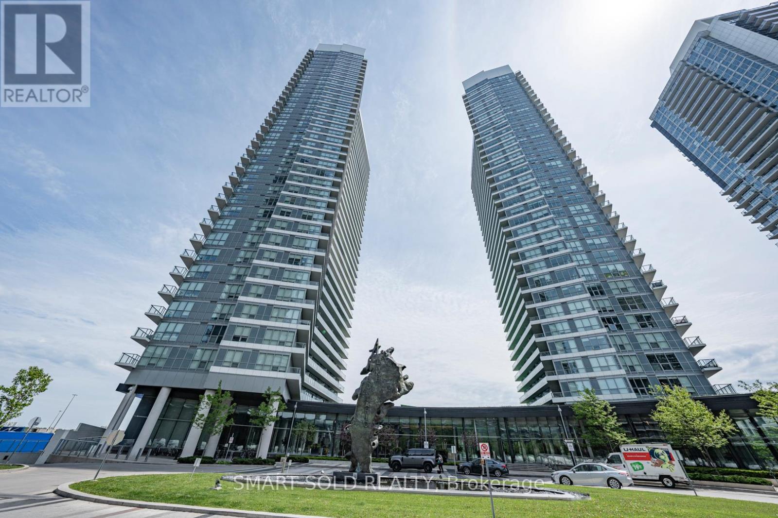 1209 - 117 Mcmahon Drive, Toronto, Ontario  M2K 0E4 - Photo 2 - C12076511