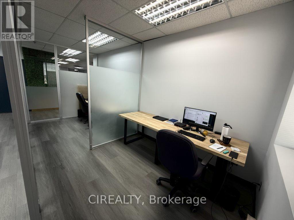 Office G - 230 Watline Avenue, Mississauga, Ontario  L4Z 1P4 - Photo 7 - W12076527