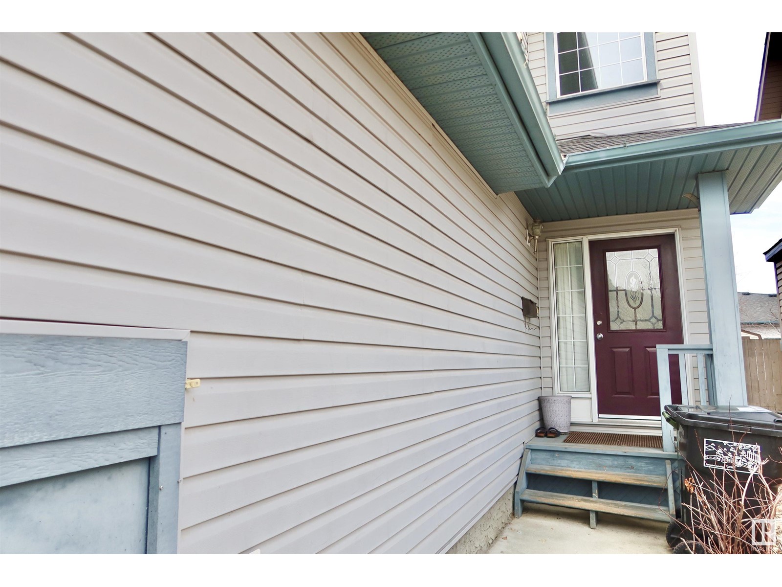 Property at 11548 167A AV NW image 2