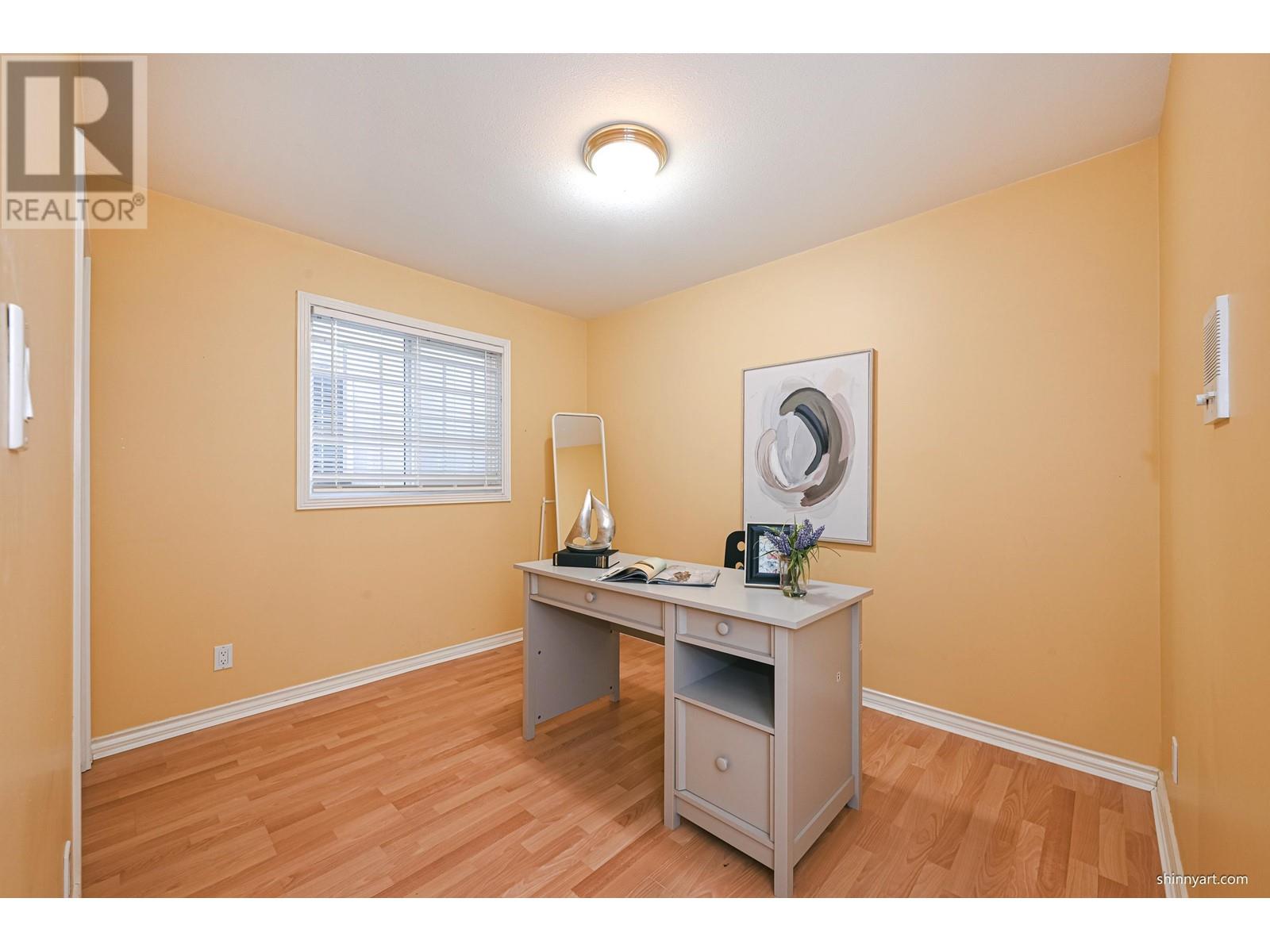 Listing Picture 6 of 12 : 6813 INVERNESS STREET, Vancouver / 溫哥華 - 魯藝地產 Yvonne Lu Group - MLS Medallion Club Member