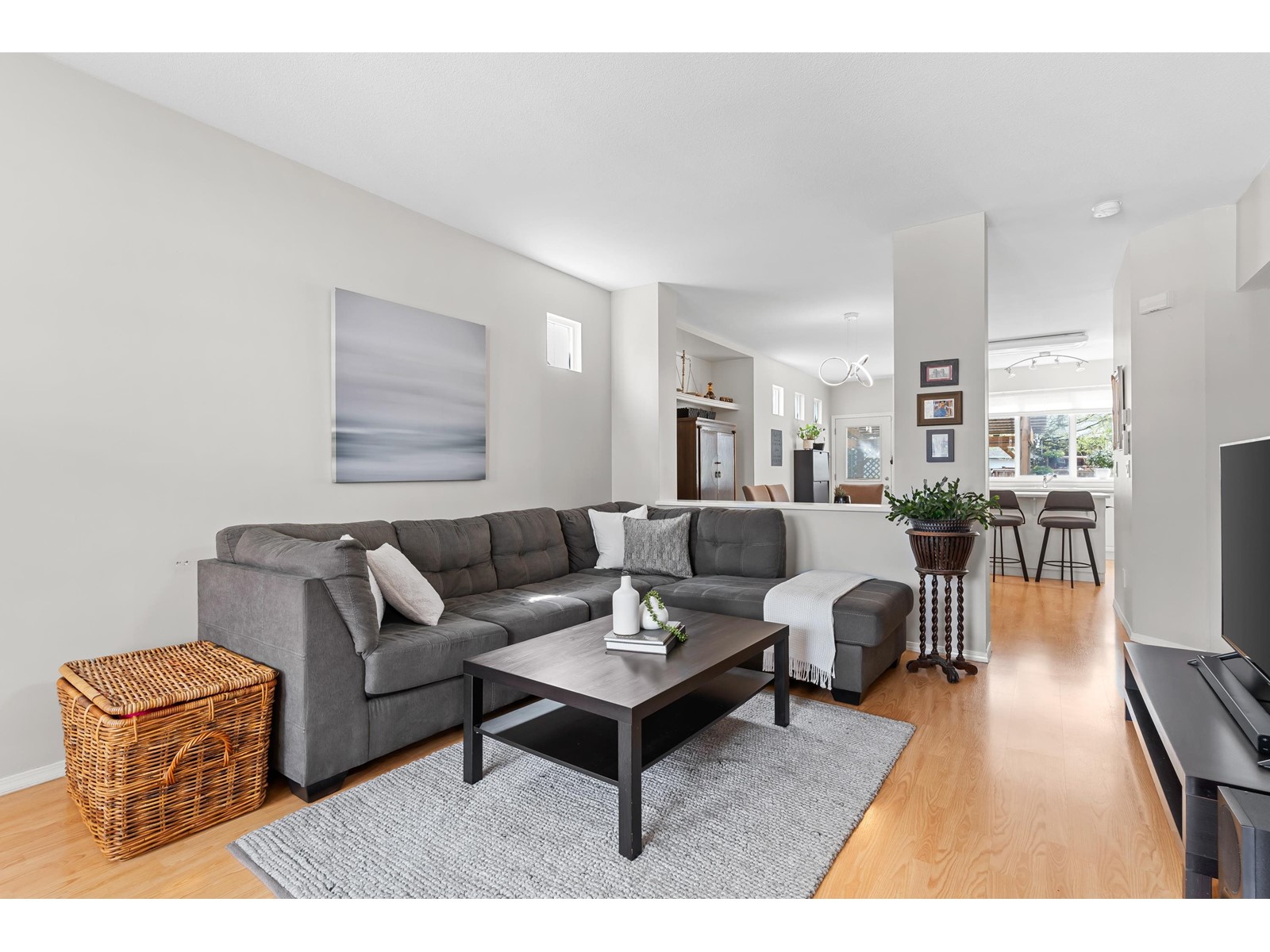 6651 184a Street, Surrey, British Columbia  V3S 9A8 - Photo 4 - R2987233