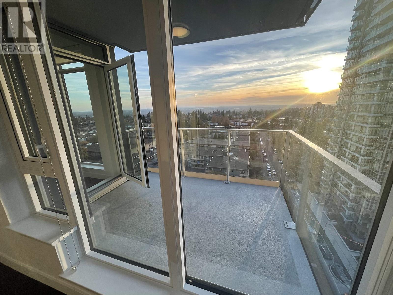 1303 6398 Silver Avenue, Burnaby, British Columbia  V5H 0K7 - Photo 2 - R2988363