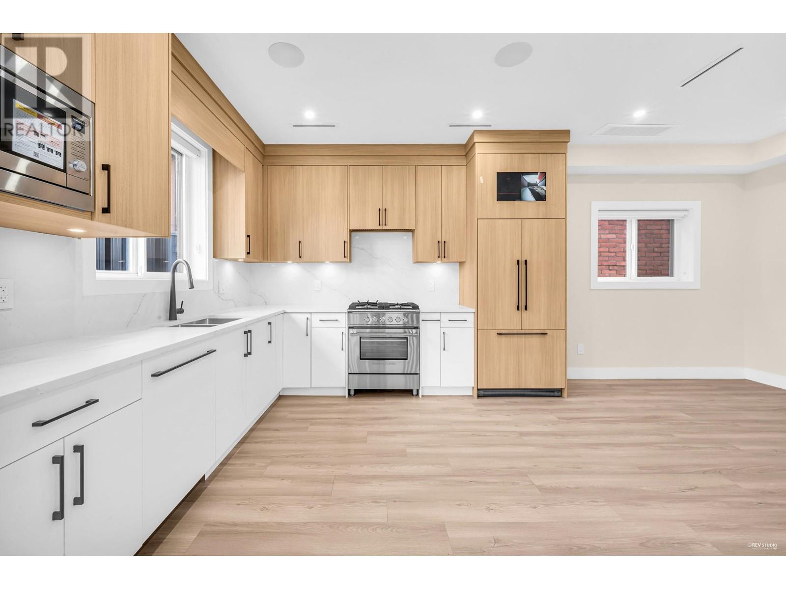 2369 Adanac Street, Vancouver, British Columbia  V5L 2E9 - Photo 5 - R2988444