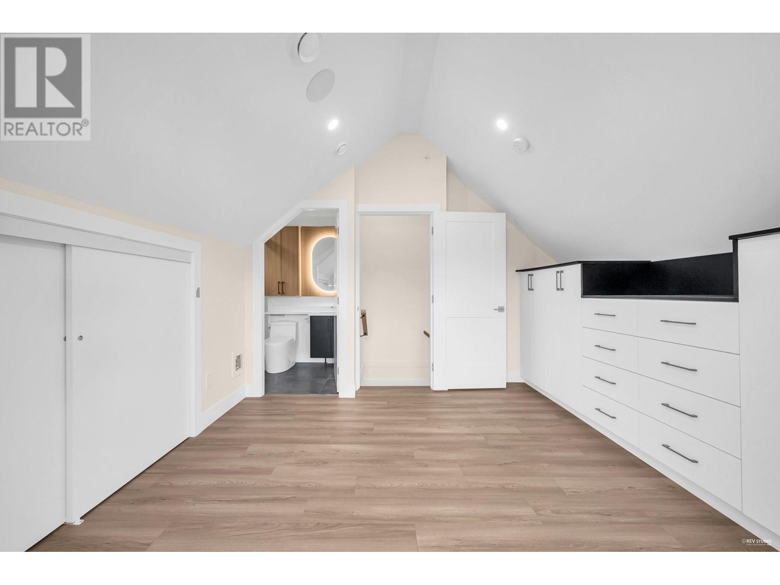 2369 Adanac Street, Vancouver, British Columbia  V5L 2E9 - Photo 22 - R2988444