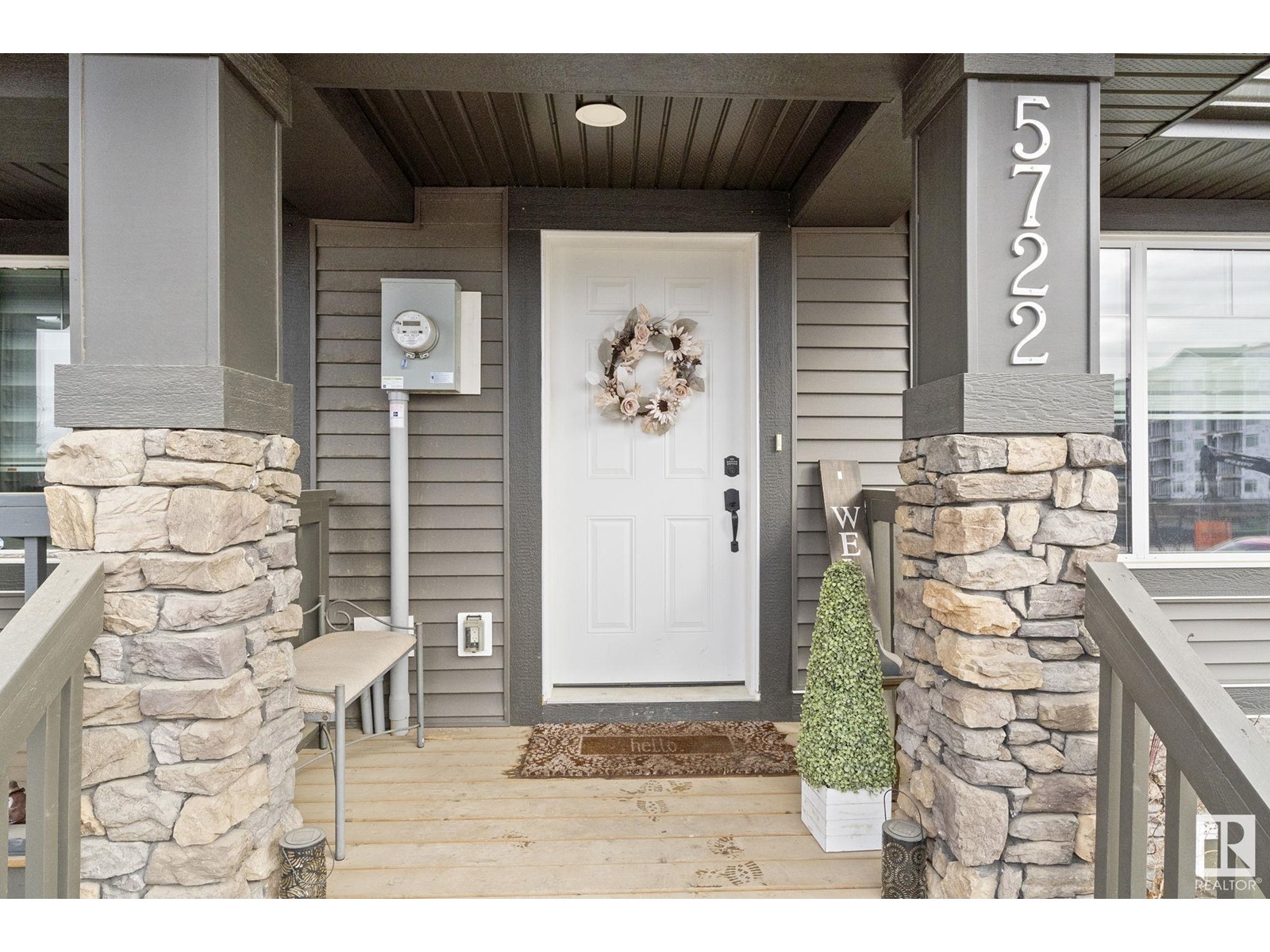Property at 5722 JUCHLI AV NW NW image 4