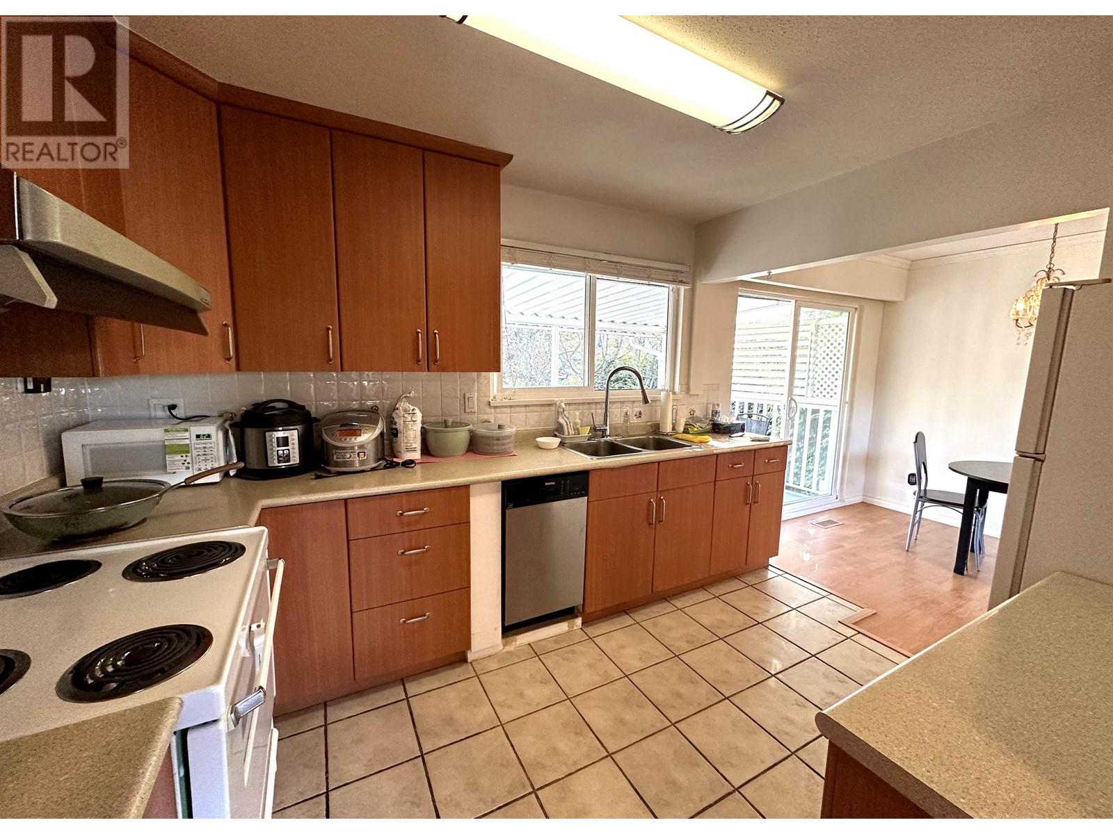 9511 Pinewell Crescent, Richmond, British Columbia  V7A 2C7 - Photo 14 - R2977376