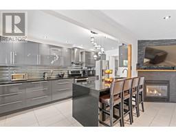 2535 GORDON AVENUE, Port Coquitlam, British Columbia