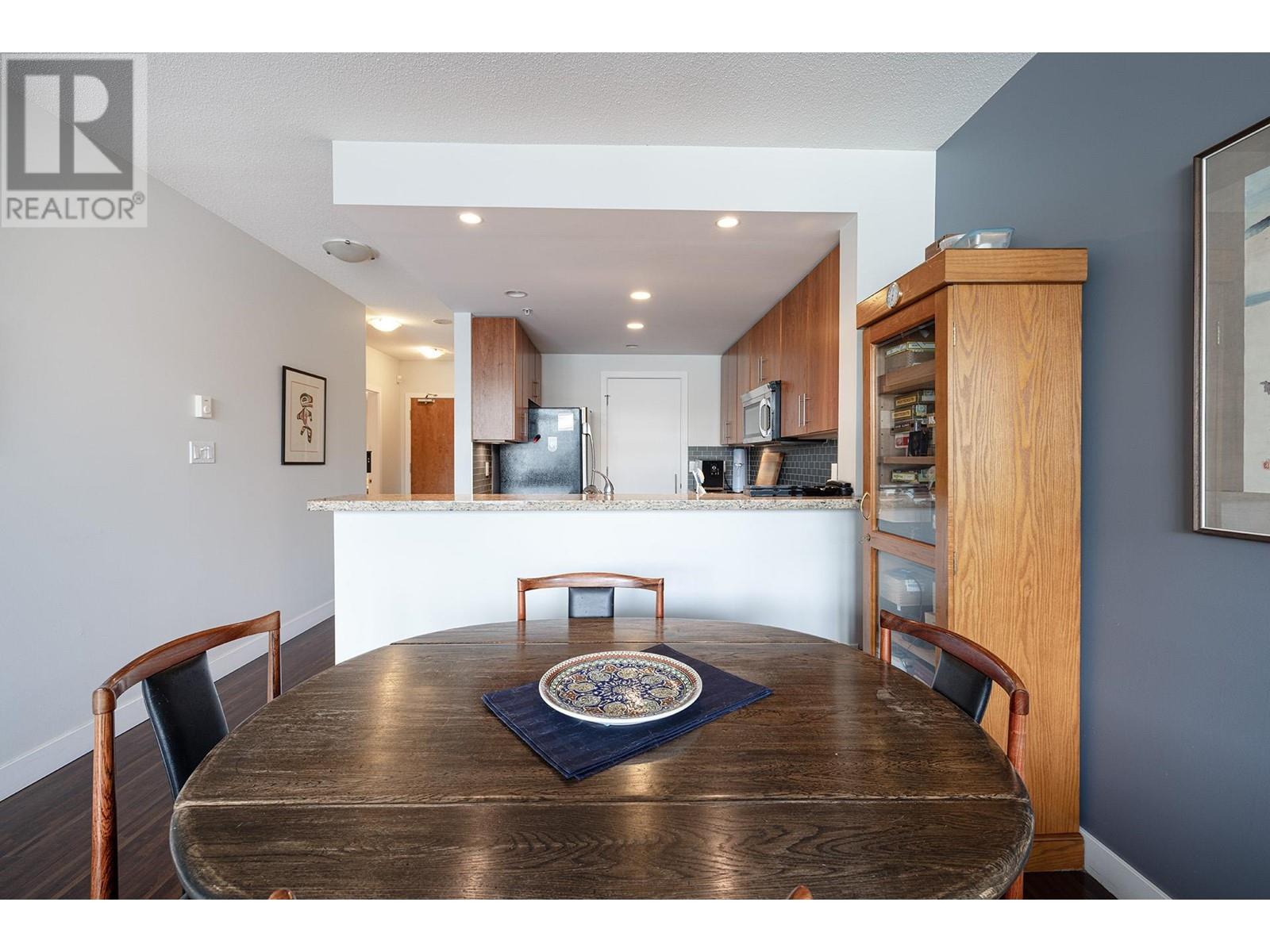 301 1483 W 7th Avenue, Vancouver, British Columbia  V6H 4H2 - Photo 8 - R2989186