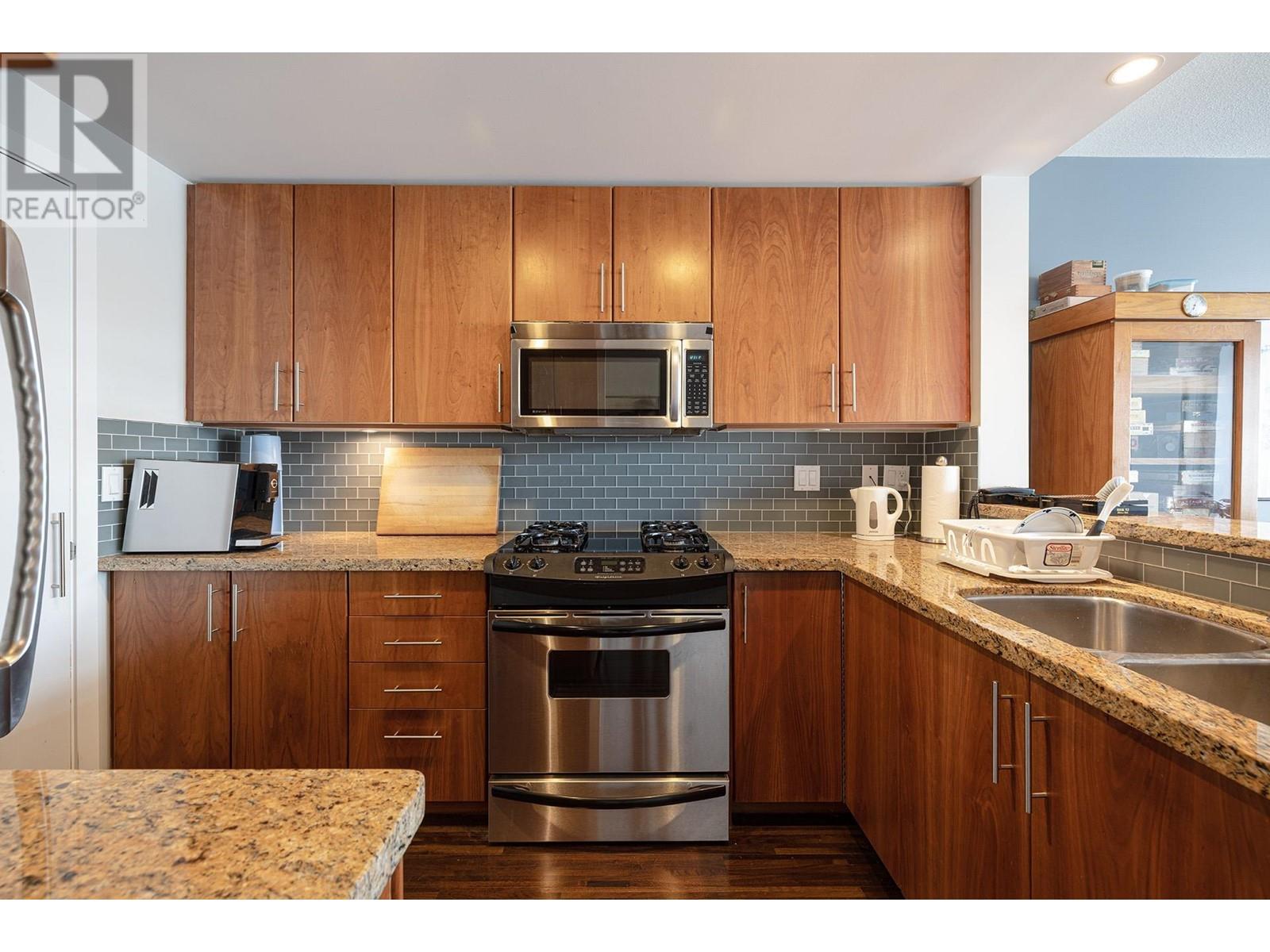 301 1483 W 7th Avenue, Vancouver, British Columbia  V6H 4H2 - Photo 10 - R2989186