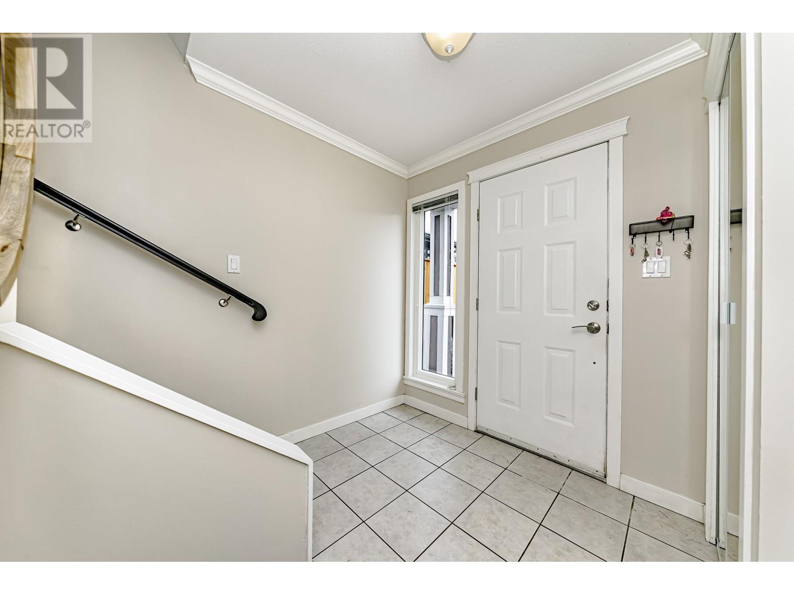 3151 Frey Place, Port Coquitlam, British Columbia  V3B 5X3 - Photo 4 - R2985123