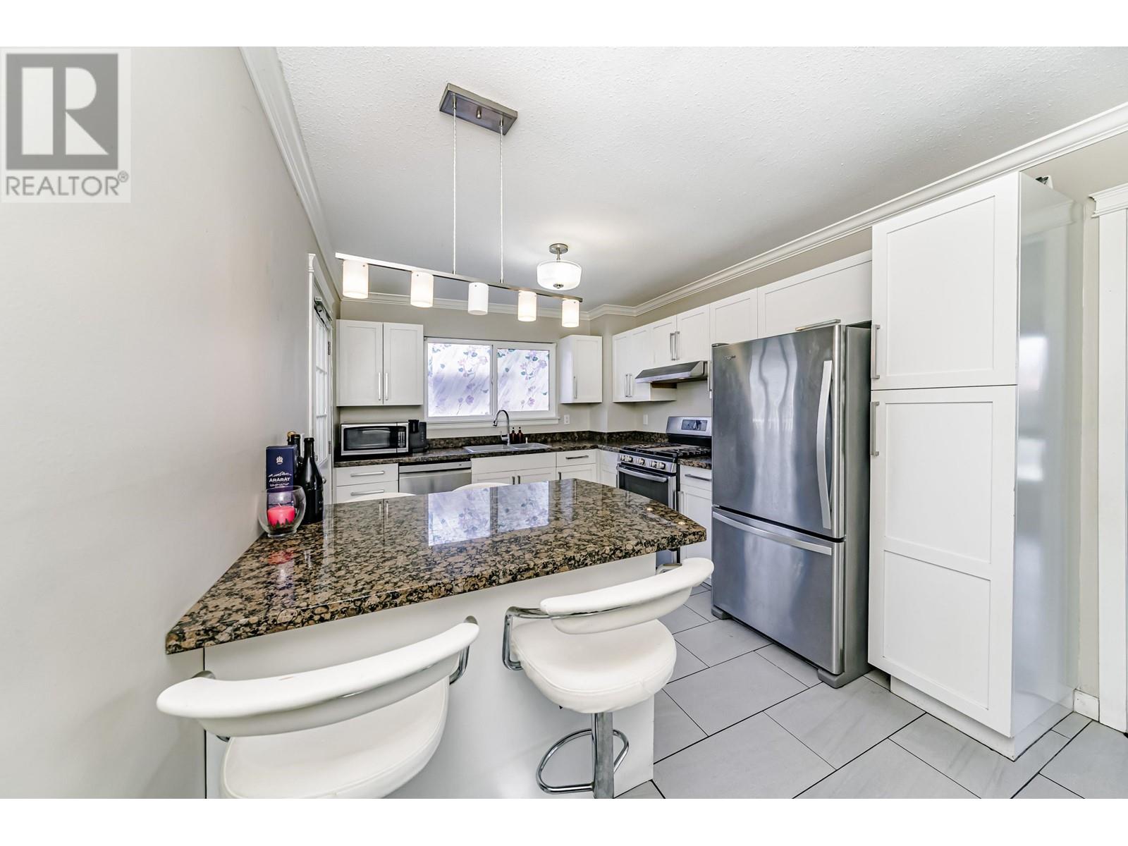 3151 Frey Place, Port Coquitlam, British Columbia  V3B 5X3 - Photo 12 - R2985123