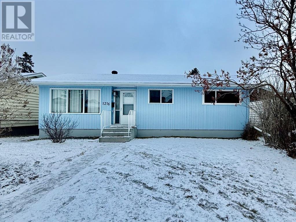 Property at 1316 38 Street SE image 1