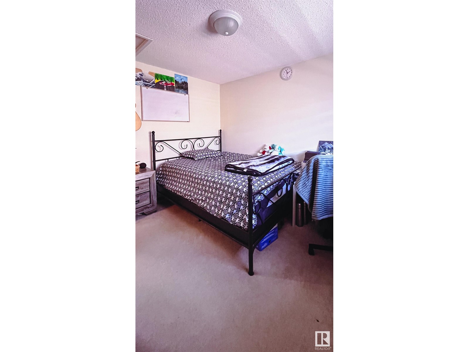 Property at 2331 37B AV NW image 5