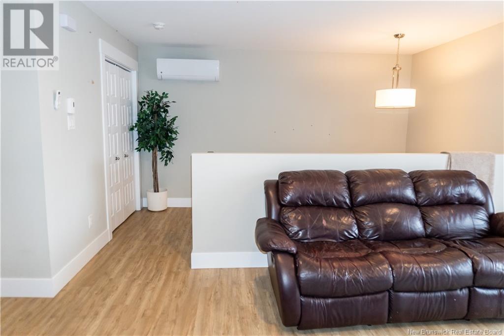 161 Ernest Street, Dieppe, New Brunswick  E1A 4T3 - Photo 11 - NB115791