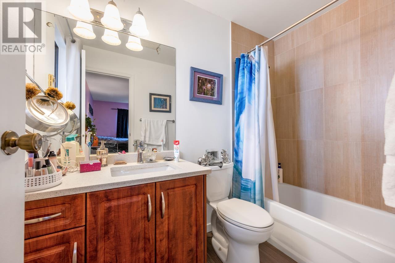 3003 Sunnyhurst Road, North Vancouver, British Columbia  V7K 2G4 - Photo 16 - R2976392