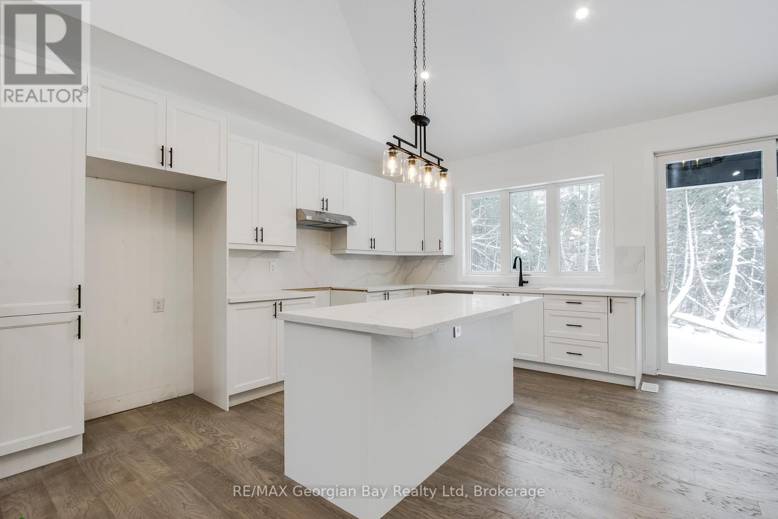 2244 Champlain Road, Tiny, Ontario  L9M 1R2 - Photo 16 - S12076609