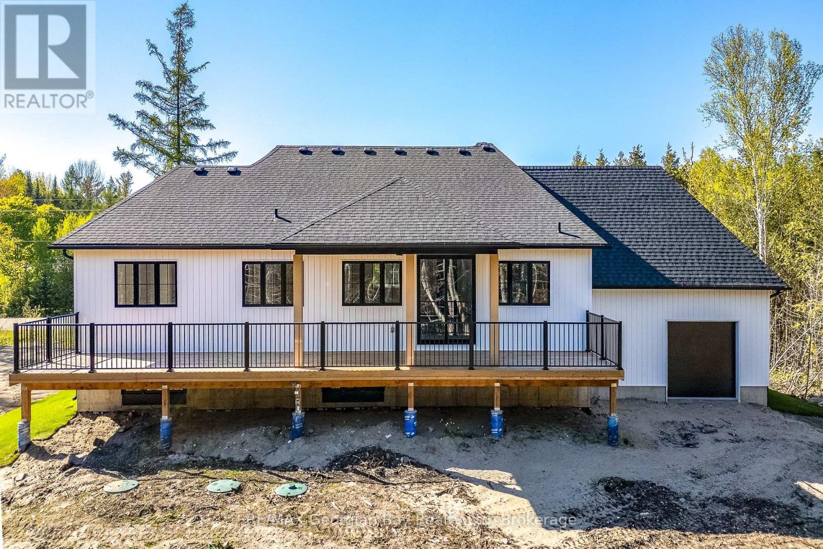 2244 Champlain Road, Tiny, Ontario  L9M 1R2 - Photo 9 - S12076609