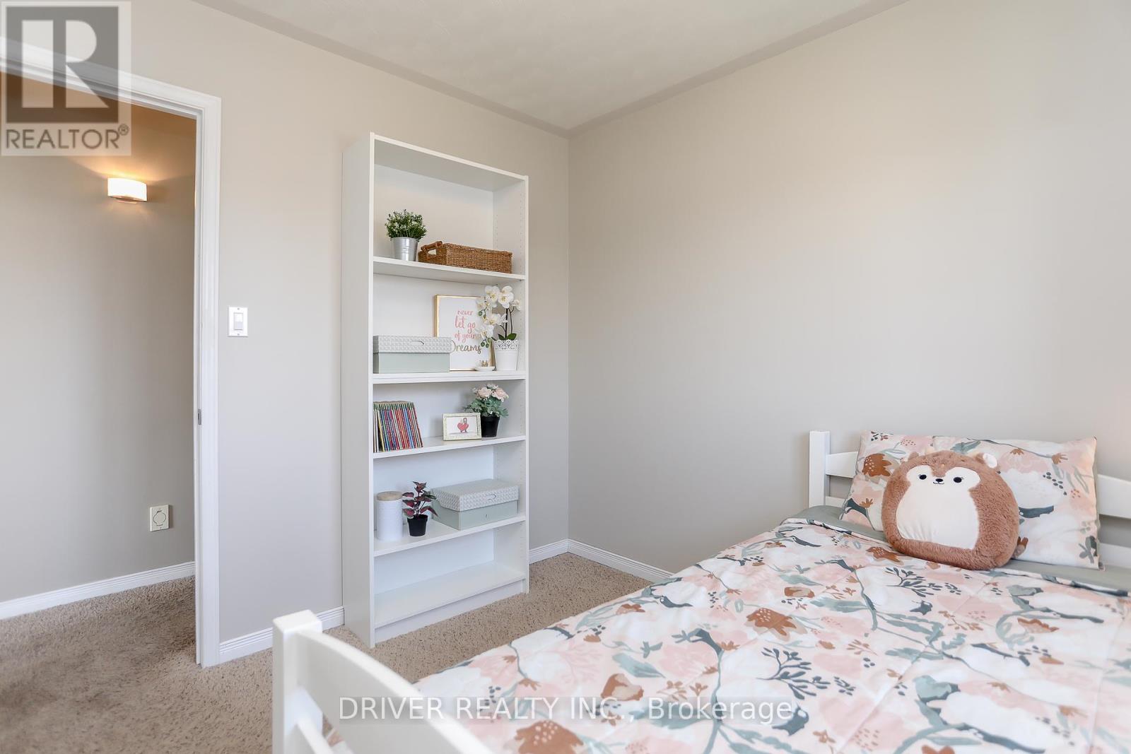 49988 Dingle Street, Aylmer, Ontario  N5H 2R1 - Photo 10 - X12076642
