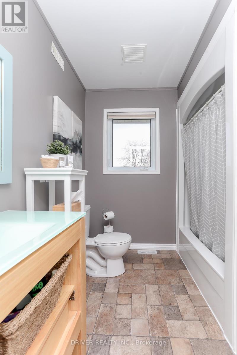49988 Dingle Street, Aylmer, Ontario  N5H 2R1 - Photo 11 - X12076642