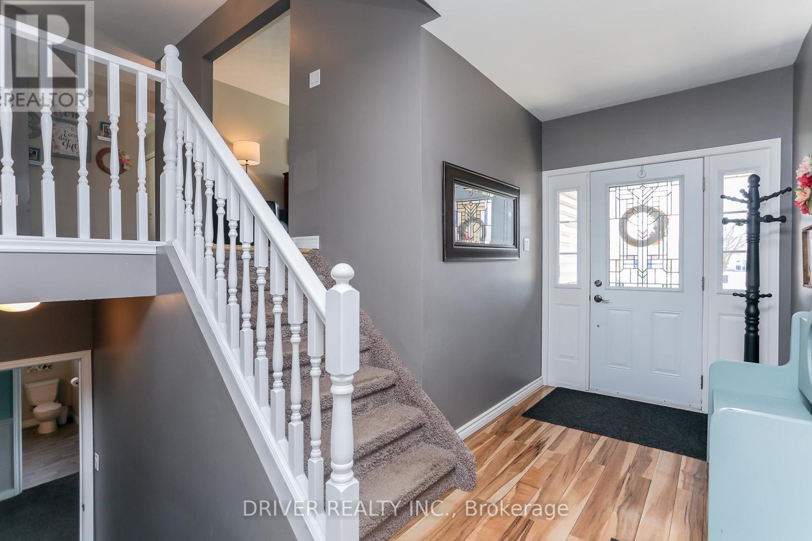 49988 Dingle Street, Aylmer, Ontario  N5H 2R1 - Photo 3 - X12076642